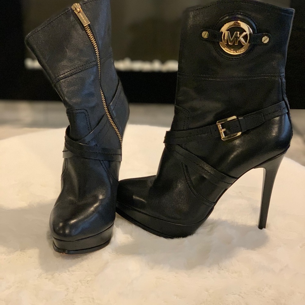 Michael Kors Stiletto Boots. Size 10. Like new!